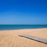 Hébergement de vacances Awesome In With Heated Swimming Pool La Faute-sur-Mer